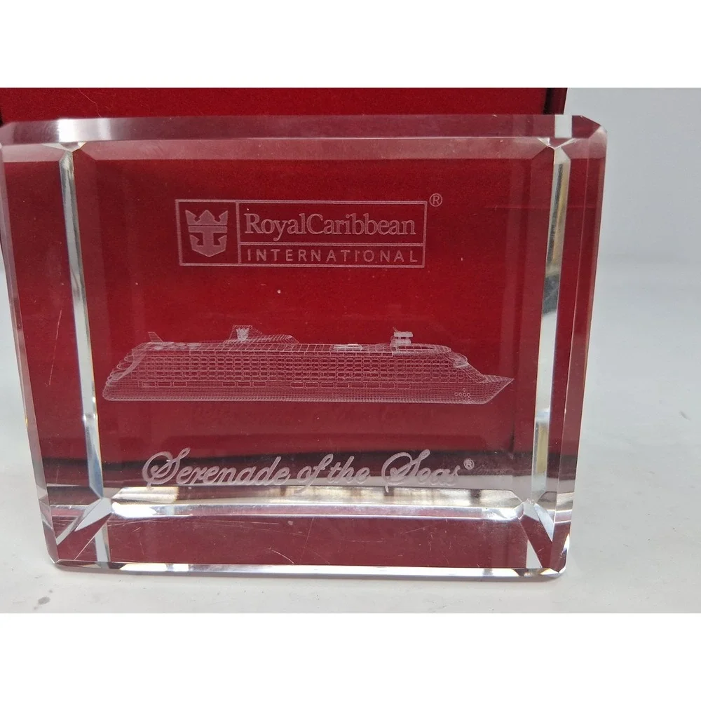 ROYAL CARIBBEAN Serenade Of The Seas Ship 3D Etched Crystal Block (no box) O